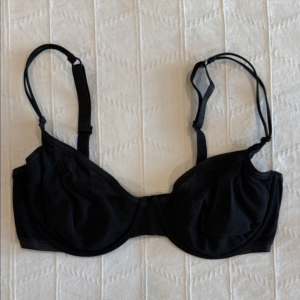 Elegant Black Underwire Bra